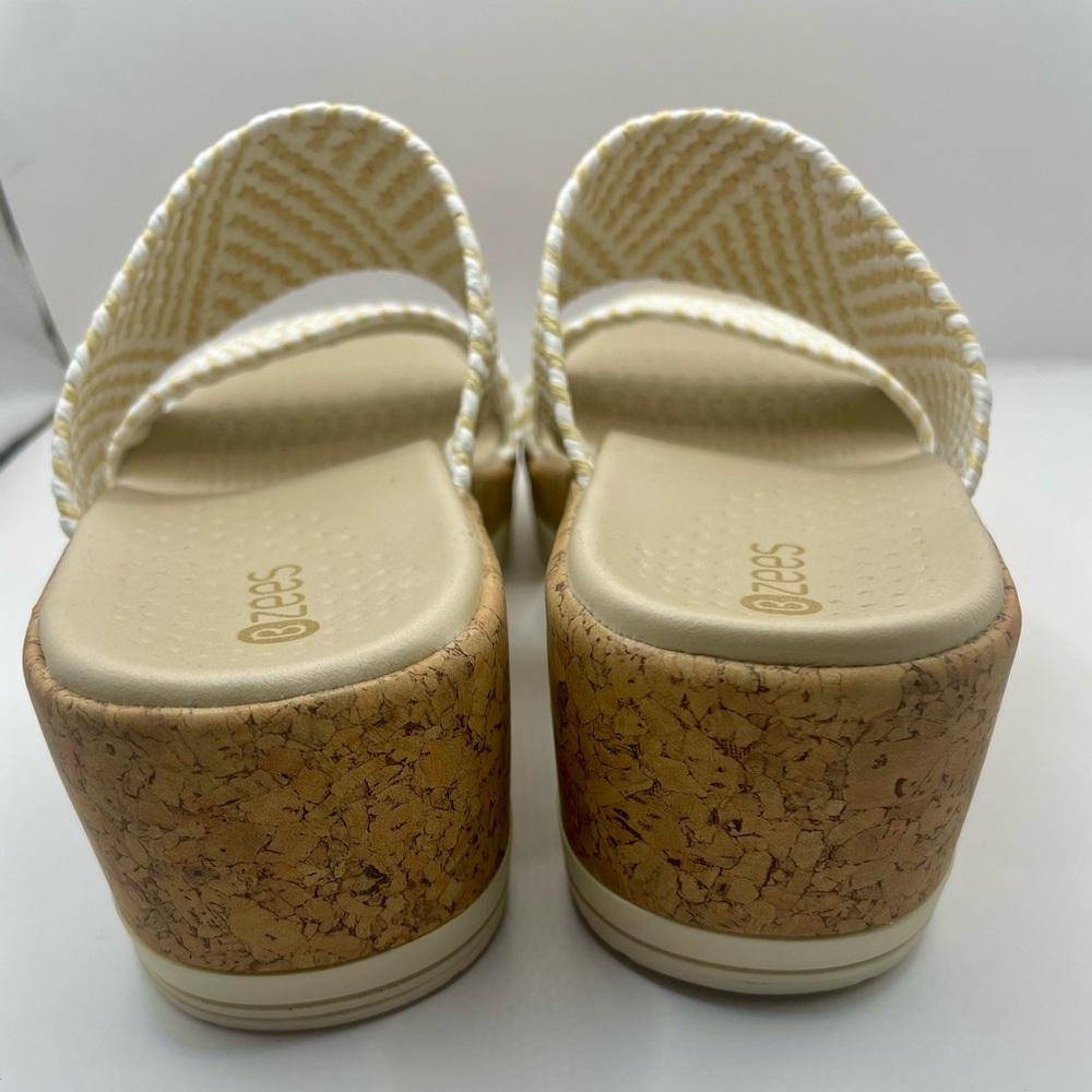 Bzees Resort Comfort Wedge Sandals - Picture 3 of 7